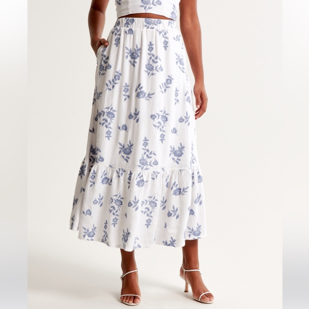 Abercrombie & fitch linen blend embroidered maxi skirt size small